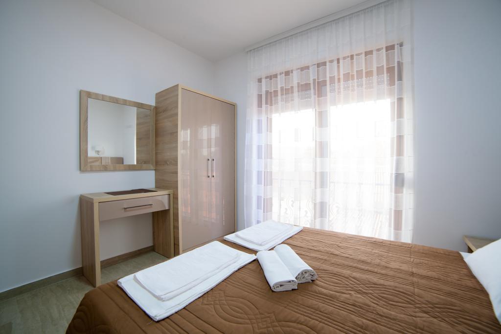 Kollari Apartments Ulcinj Buitenkant foto