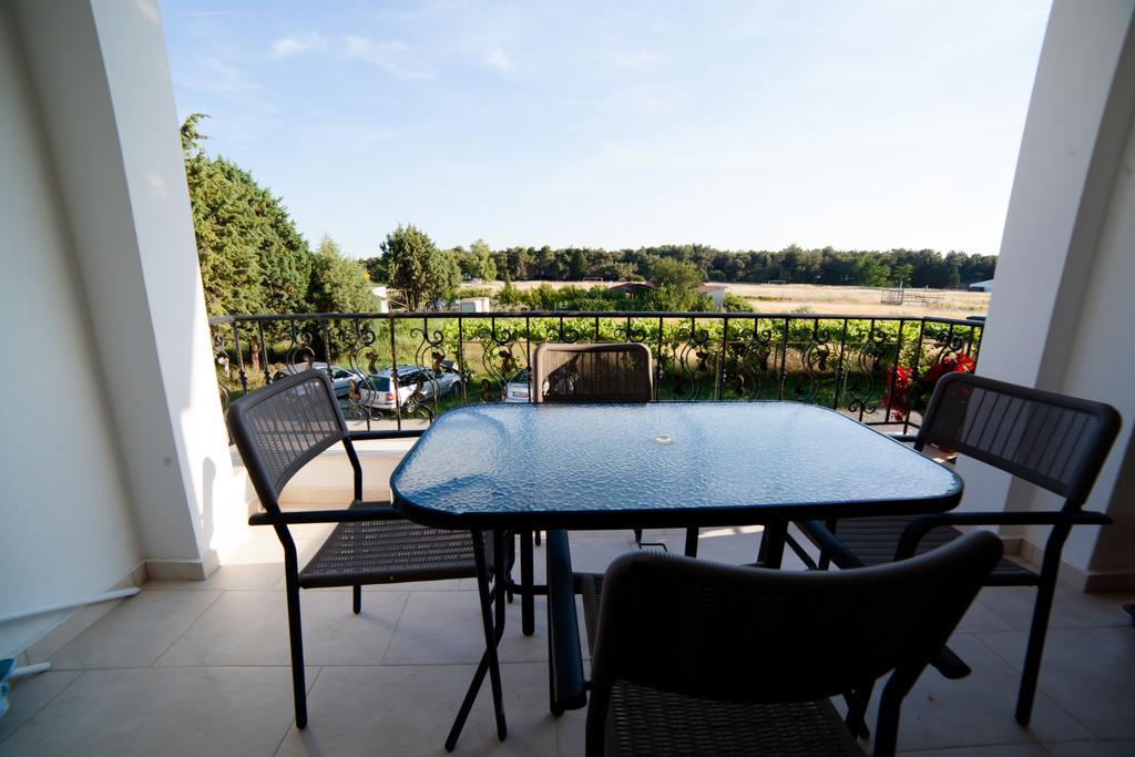 Kollari Apartments Ulcinj Buitenkant foto