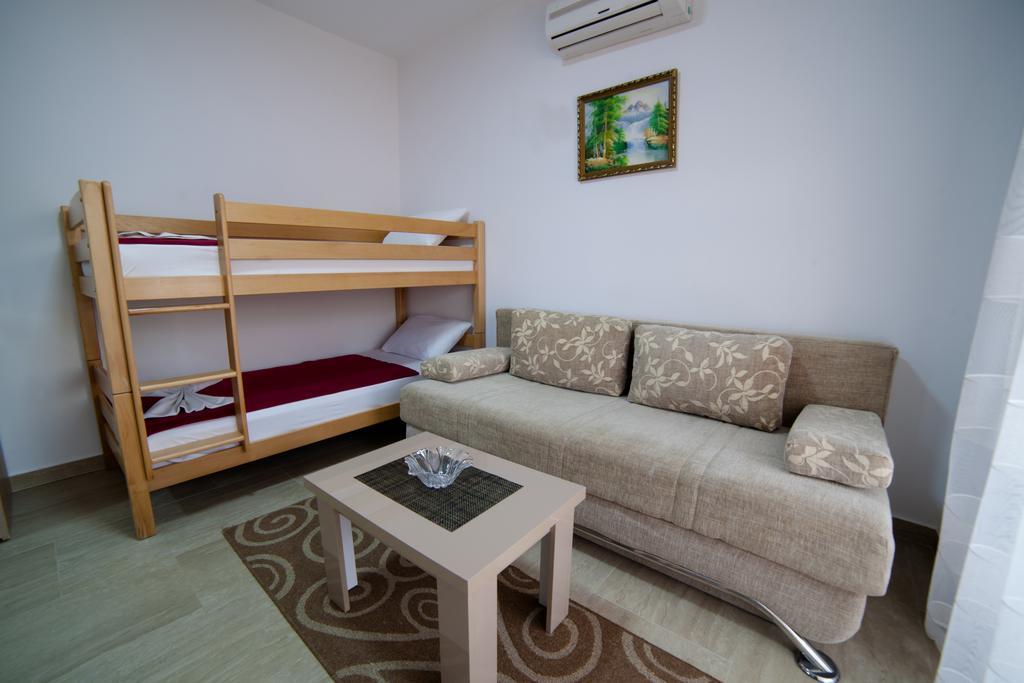 Kollari Apartments Ulcinj Buitenkant foto