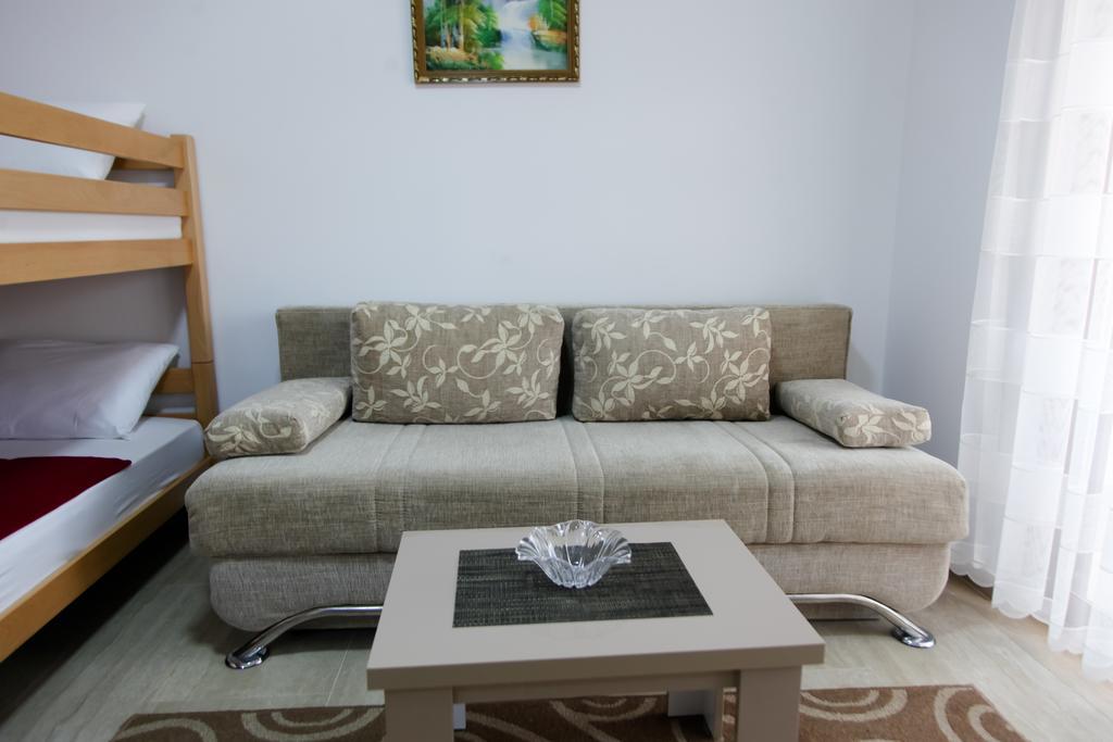 Kollari Apartments Ulcinj Buitenkant foto